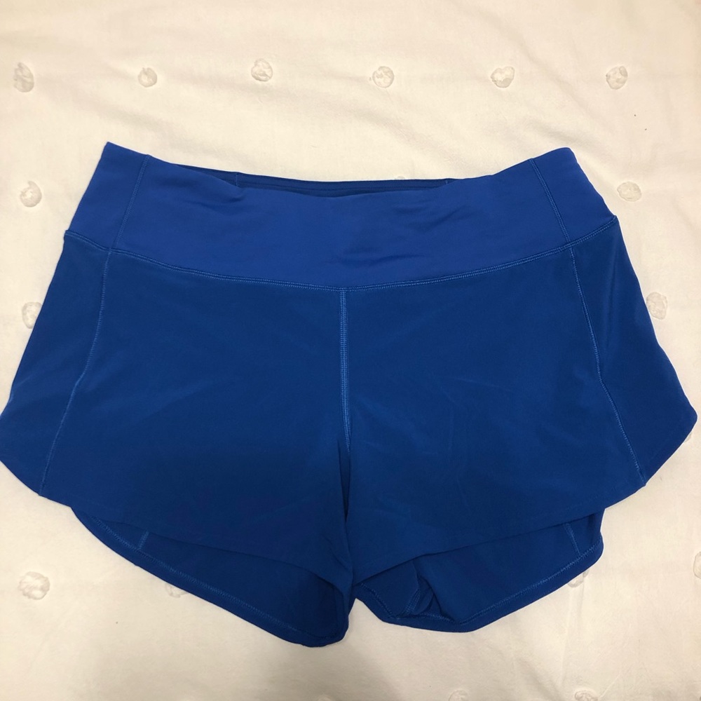 Lulu Speed Up shorts size 8 (4 inch)
